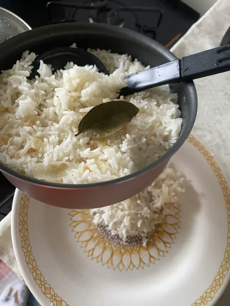 foto de comprador de Jogo De Panelas Teflon Antiaderente 8 Peças Cereja