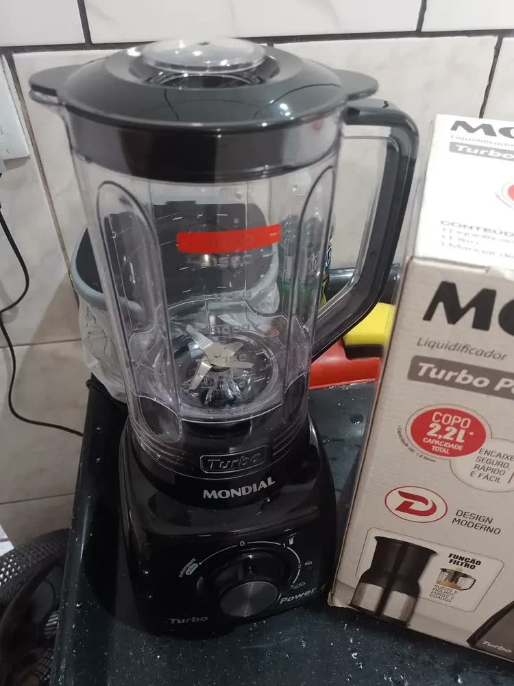 foto de comprador de Liquidificador Turbo Power Mondial 550W L-99 WG