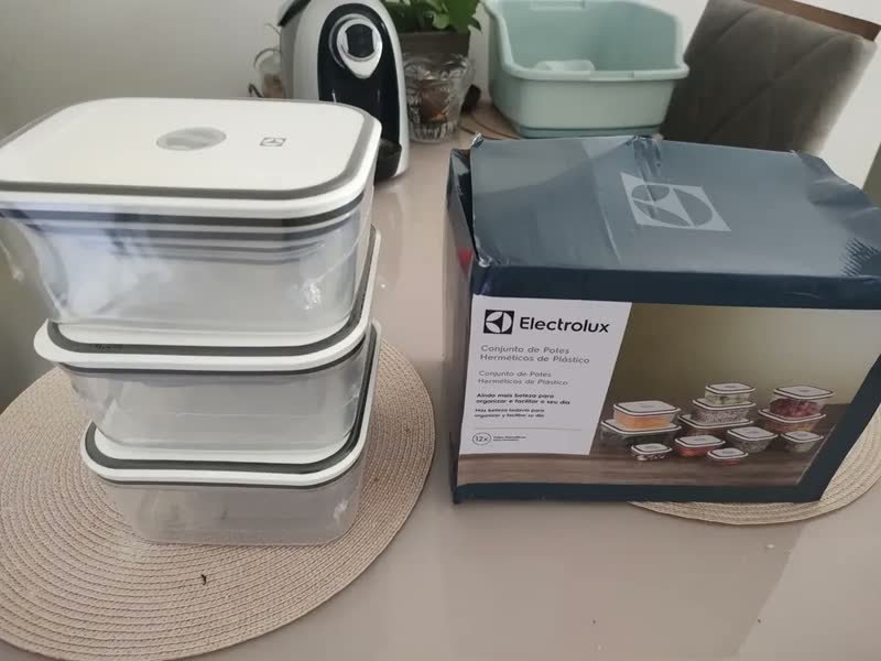 foto de comprador de Electrolux Kit 12 Potes Herméticos de Plástico Retangulares, Multiuso, Vedação Silicone, BPA Free, Porta Mantimentos, Empilháveis