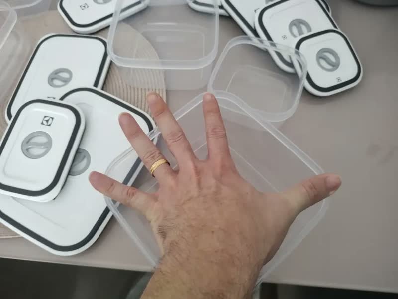 foto de comprador de Electrolux Kit 12 Potes Herméticos de Plástico Retangulares, Multiuso, Vedação Silicone, BPA Free, Porta Mantimentos, Empilháveis
