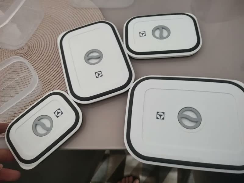 foto de comprador de Electrolux Kit 12 Potes Herméticos de Plástico Retangulares, Multiuso, Vedação Silicone, BPA Free, Porta Mantimentos, Empilháveis