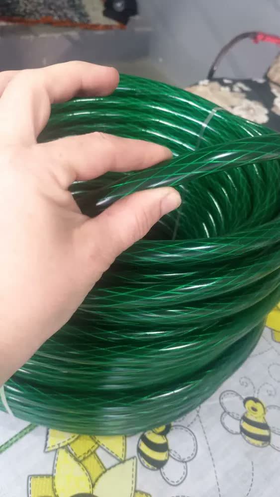 foto de comprador de Mangueira Jardim 50m Anti-torção Verde PVC CaeHome com Esguicho
