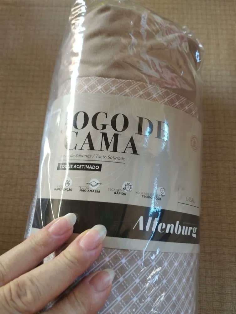 foto de comprador de Jogo de Cama Queen Slim Organic Lençol Anti-Pilling Altenburg Preto