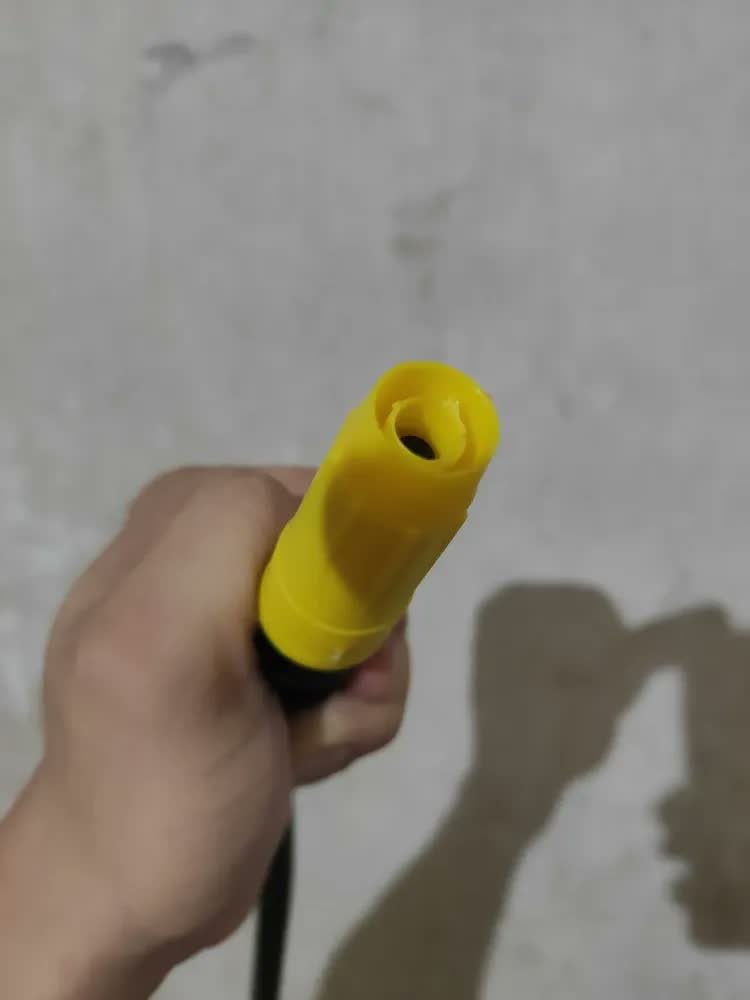 foto de comprador de Mangueira Jardim 30 Metros Com Esguicho Trançada Reforçada Flexível 7/16 Anti Dobra Irrigação Quintal Poço Lavagem Durável Marqs Home