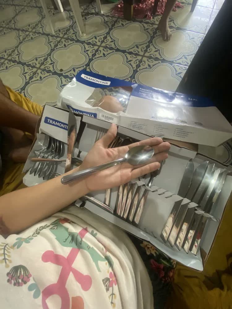 foto de comprador de Jogo Talheres Faqueiro Tramontina Aço Inox 24 Peças Buzios I