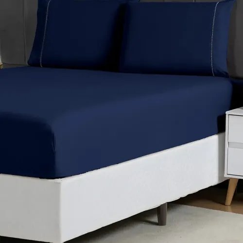 foto de comprador de Jogo De Lençol Queen Micropercal 400 Fios Sofisticado 3pç Cor Azul-marinho Desenho do tecido Liso