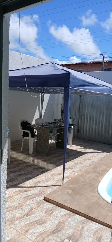 foto de comprador de Tenda Gazebo Sanfonada Articulada Luvinco 3x3m Azul Impermeável Resistente Proteção Ao Ar Livre Camping Praia Eventos Montagem Prática Estrutura Resistente Durável