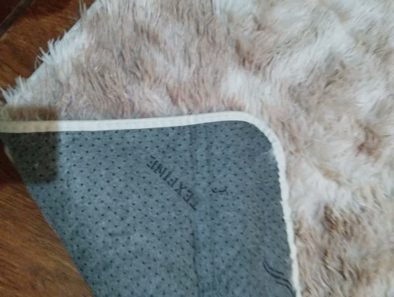 foto de comprador de Tapete 2,00x1,50 Peludo Felpudo Sala E Quarto Cores Cor Cinza Mesclado Desenho Do Tecido Pelo Alto Casa Laura Enxovais Tapete Médio Para Sala