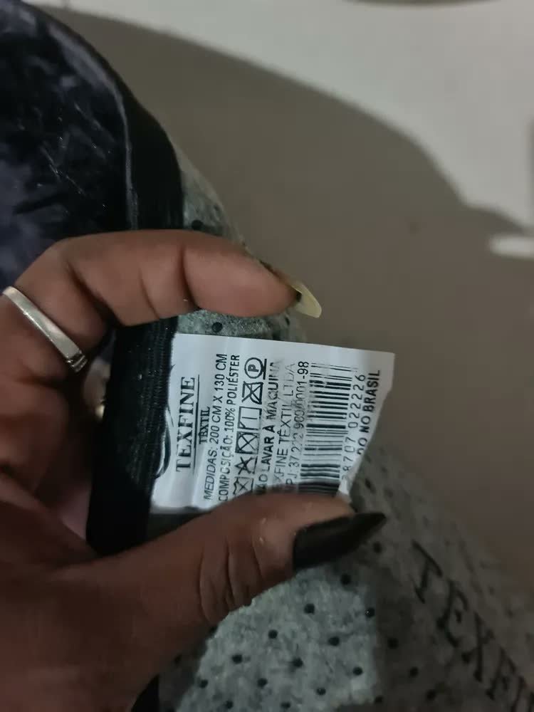 foto de comprador de Tapete 2,00x1,50 Peludo Felpudo Sala E Quarto Cores Cor Cinza Mesclado Desenho Do Tecido Pelo Alto Casa Laura Enxovais Tapete Médio Para Sala