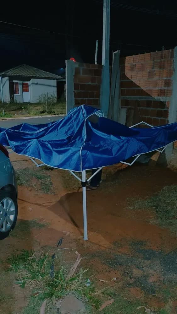 foto de comprador de Gazebo Dobrável Joyfox 3x3m Azul-Marinho de Poliéster 210D com Proteção UV