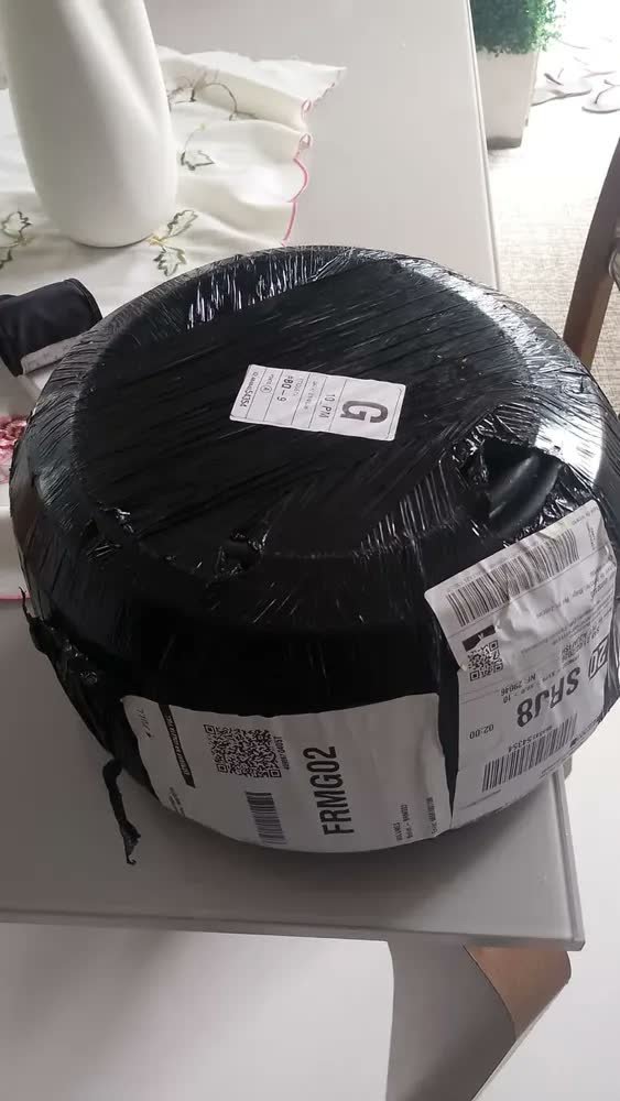 foto de comprador de Mangueira Jardim Anti Torção 1/2 Pt300 Reforçada 30 Metros Cor Preto