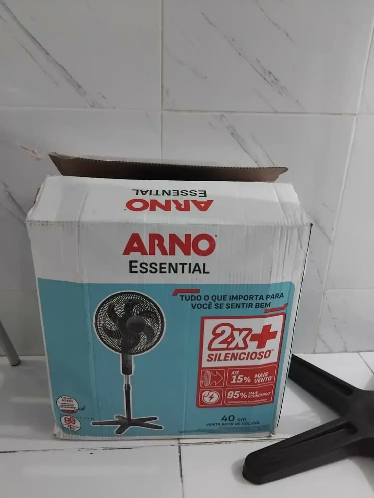 foto de comprador de Ventilador Arno Coluna Essential 40cm 6 Pás 220v Ve2c