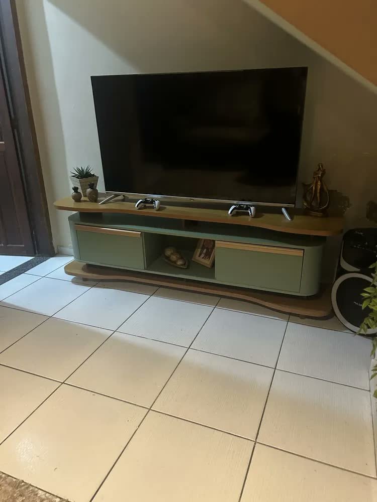 foto de comprador de Rack Para Tv De 75 Polegadas Guarapari Naturalle/off White